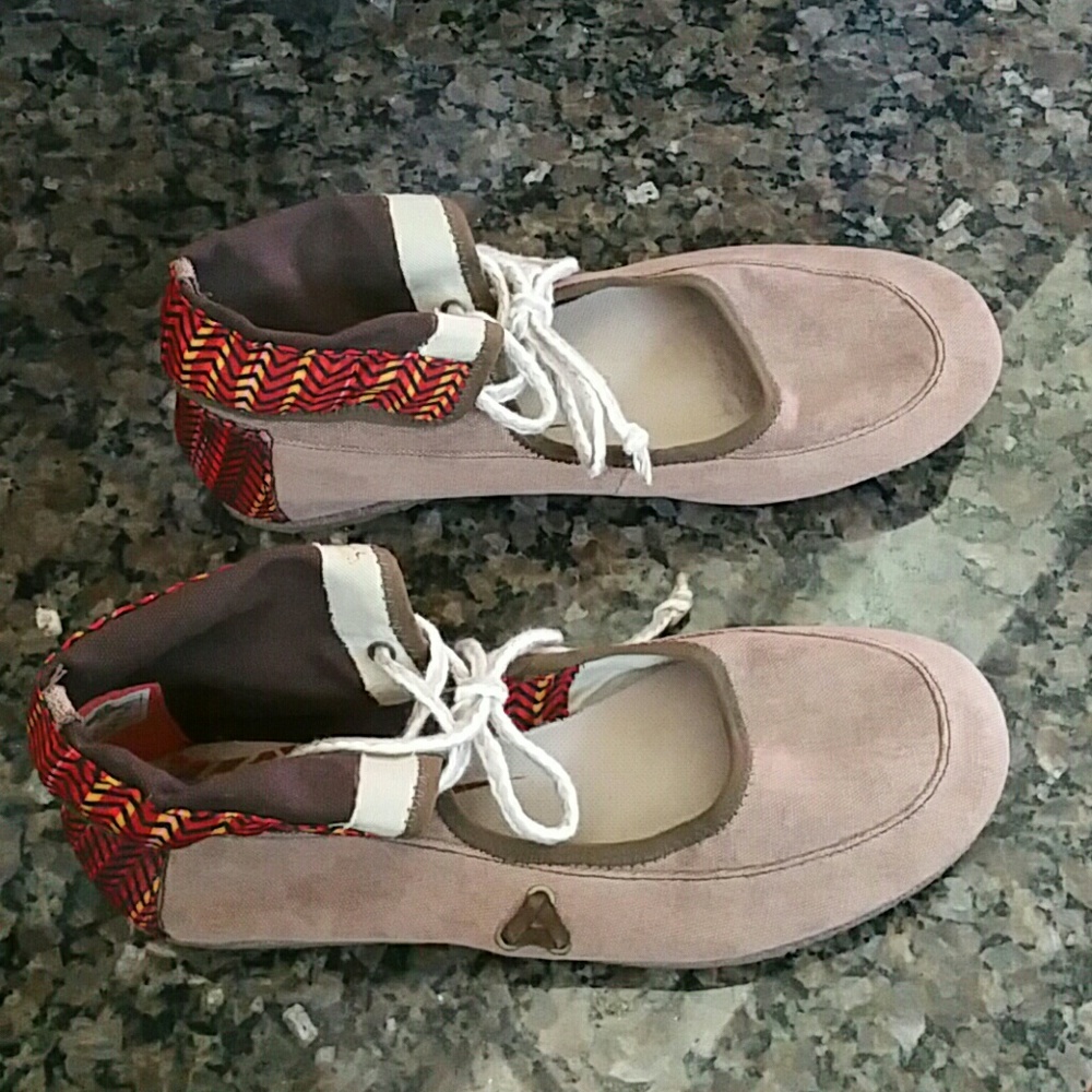 Women's Shoes